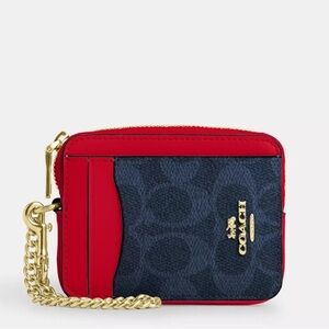 New Coach Zip Card Case In Signature Canvas